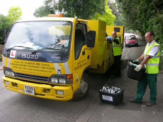 MCR truck collecting in Abergavenny